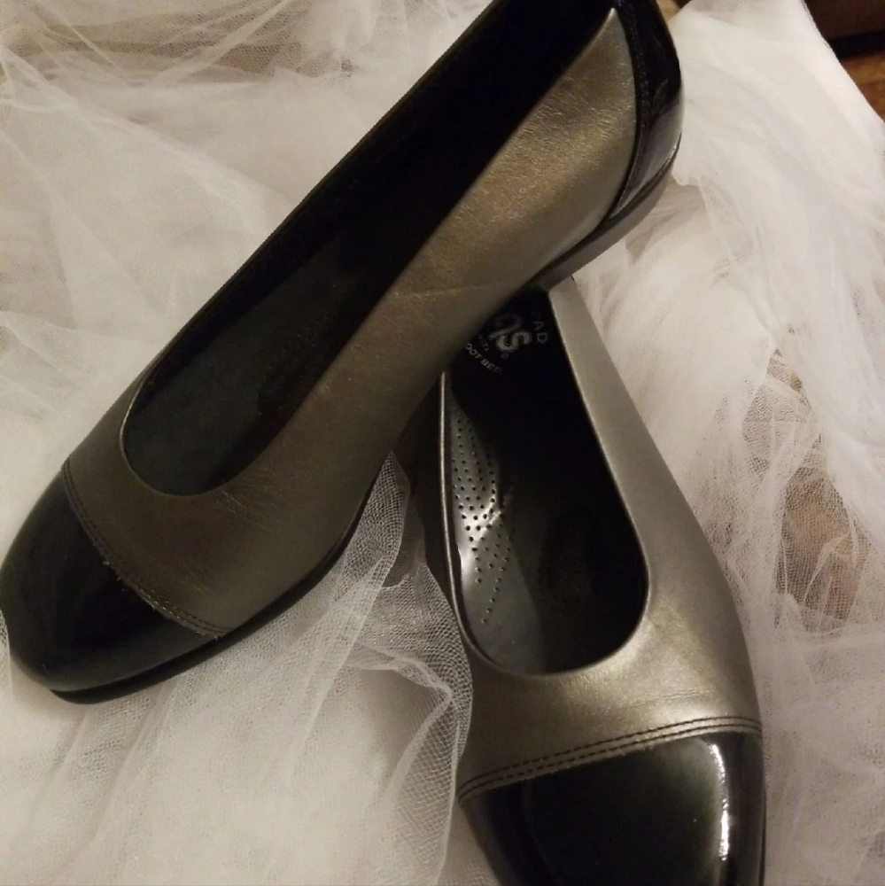 Sas Flats Size 8 - image 6